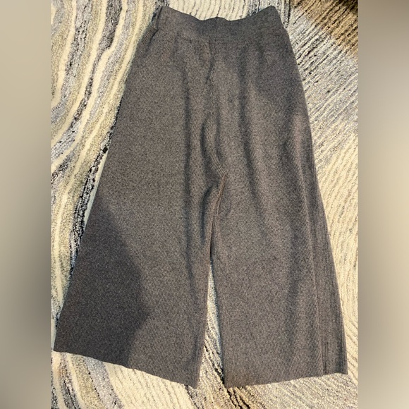 ZARA Ribbed Knit Wide Leg Crop Lounge Pants - Picture 2 of 3